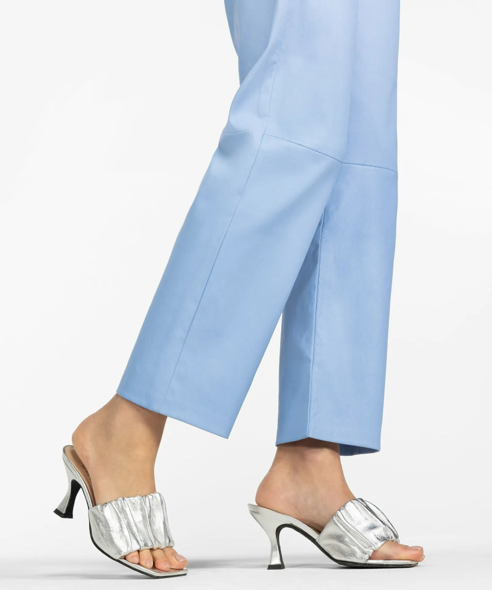 Ambia Metallic Silver