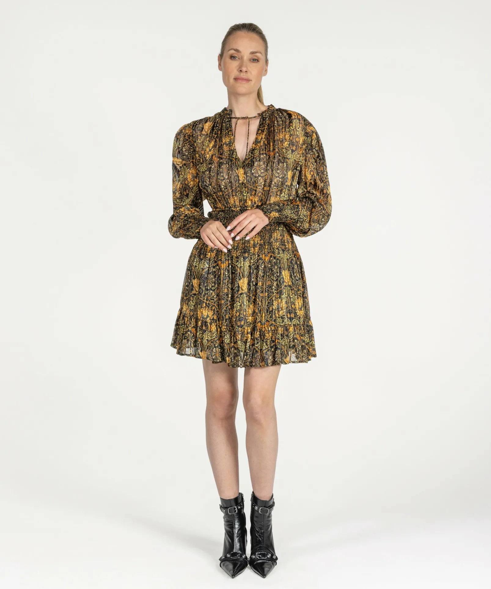 Deela Floral Rose