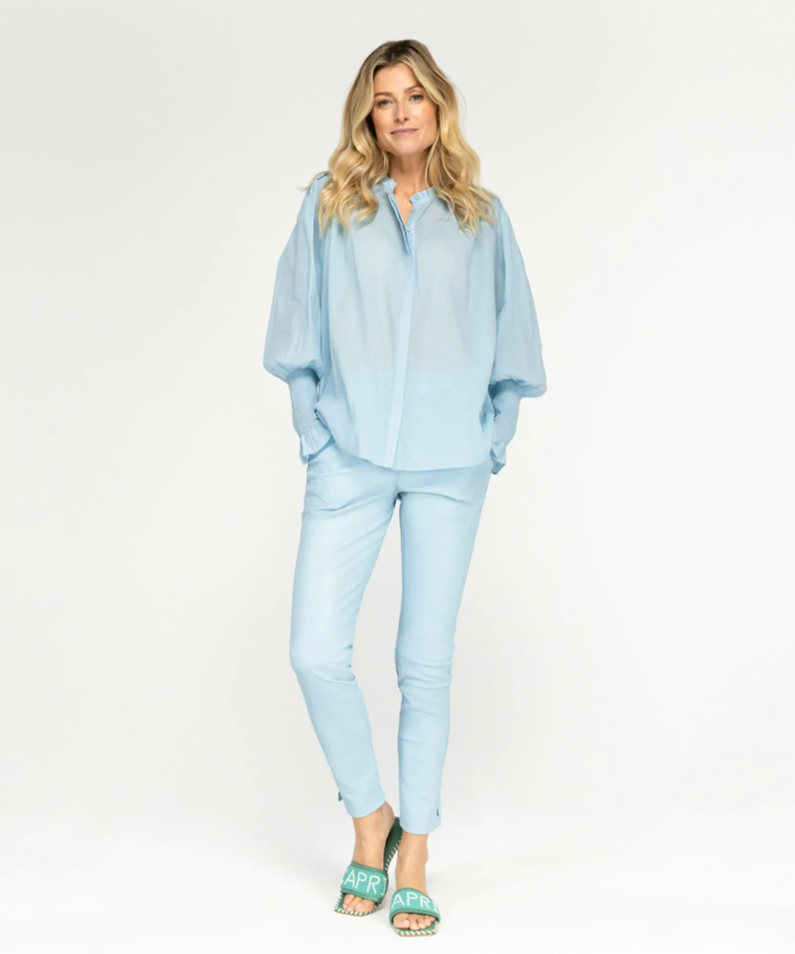 Tupa Crystal Blue